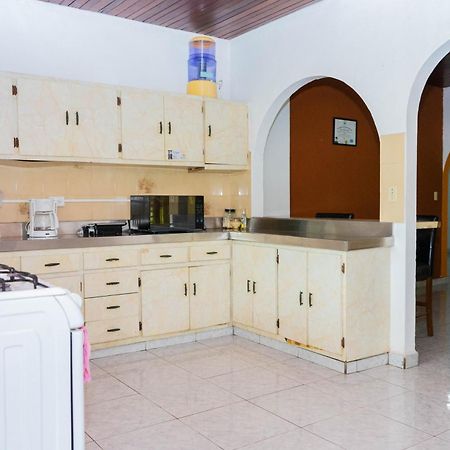 Hostal Familiar Argenal - David Exteriör bild