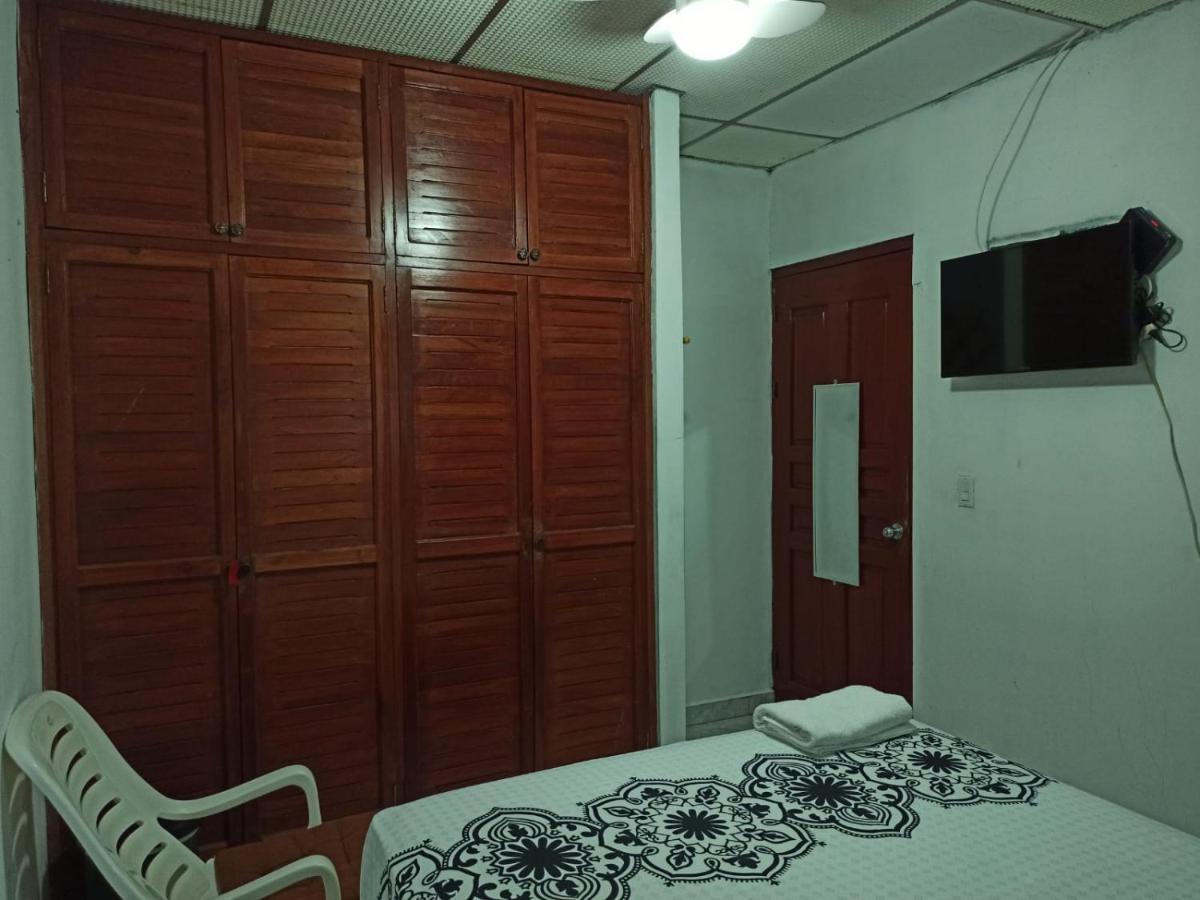 Hostal Familiar Argenal - David Exteriör bild